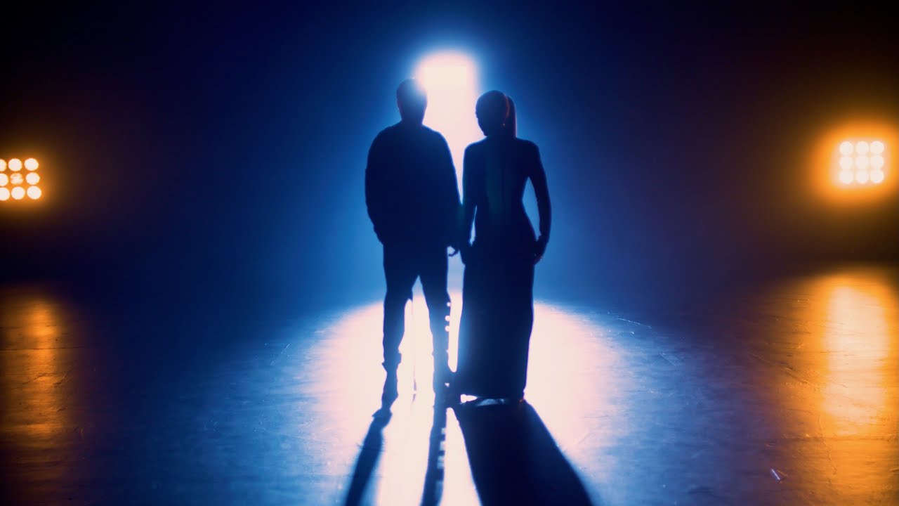 Alesso, Becky Hill – Surrender (Official Video)