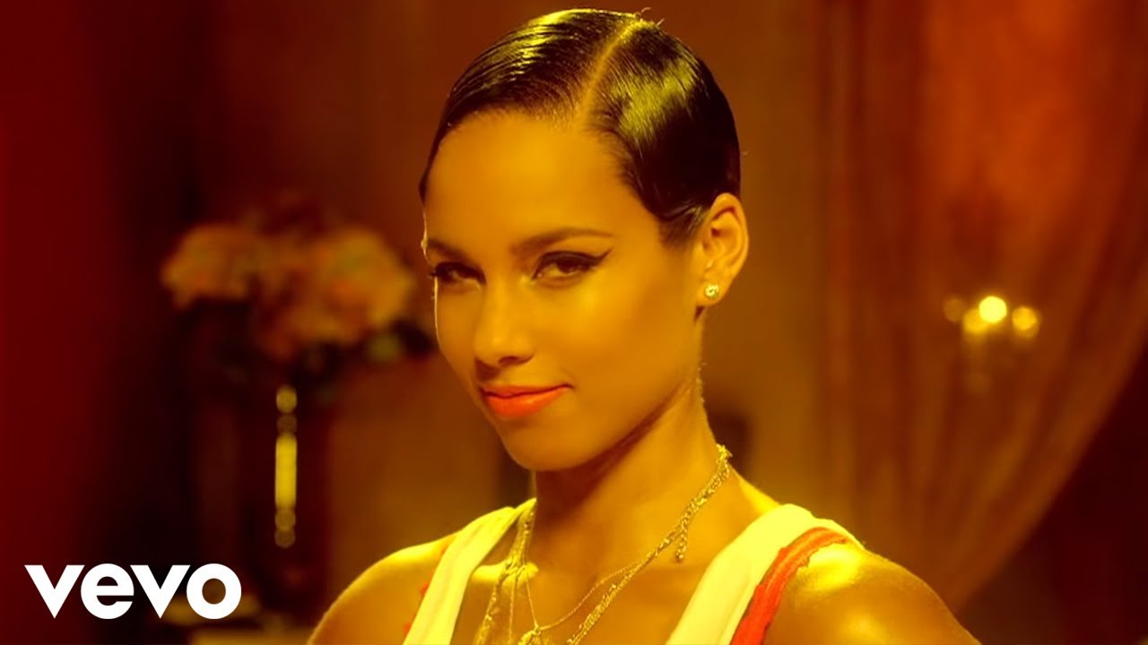 alicia-keys-girl-on-fire-official-video