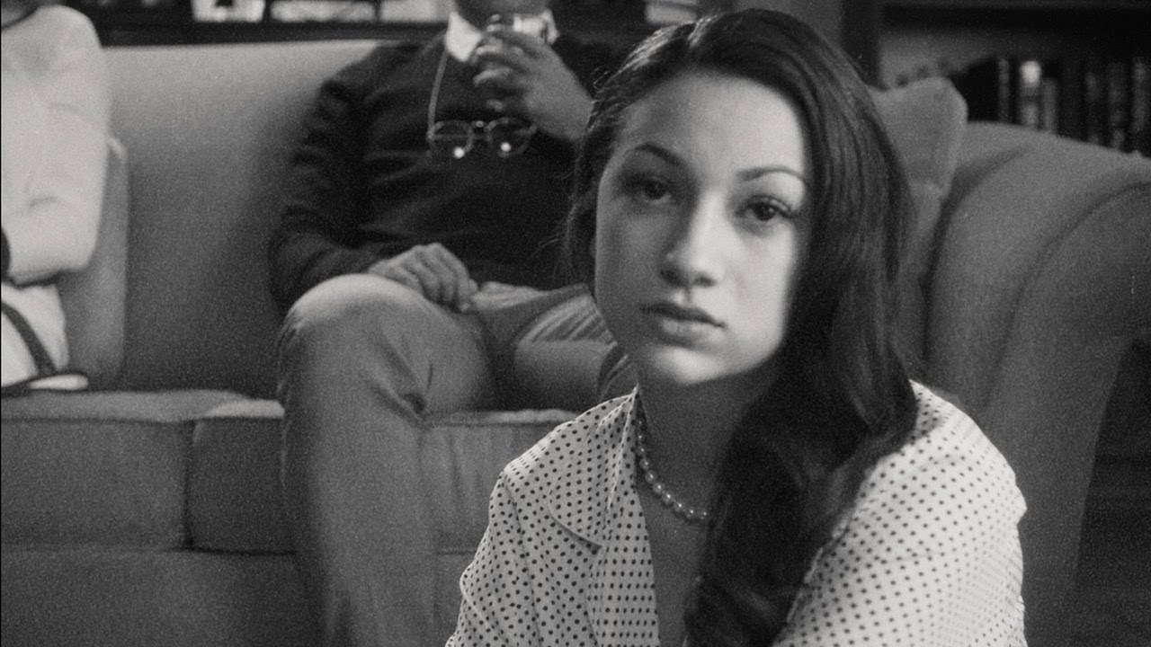 bhad-bhabie-feat-lil-yachty-gucci-flip-flops-official-music-video-danielle-brego