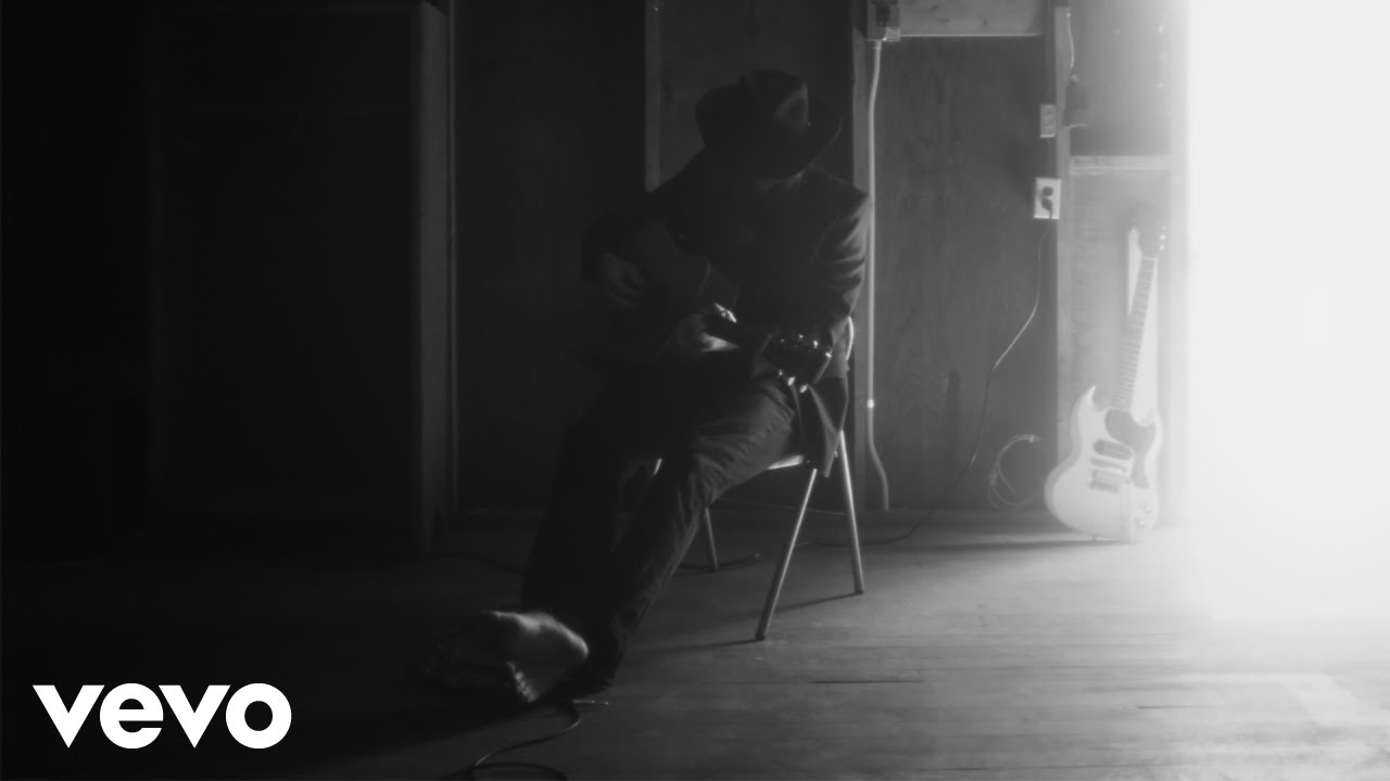 bon-iver-s-p-e-y-s-i-d-e-official-video