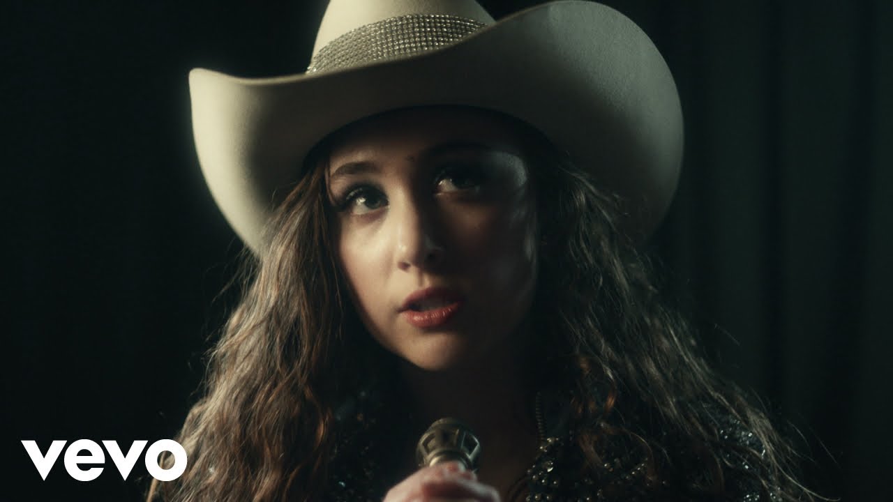 chappell-roan-pink-pony-club-official-music-video