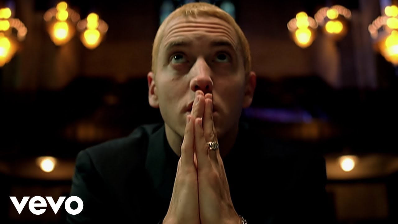 eminem-cleanin-out-my-closet-official-music-video