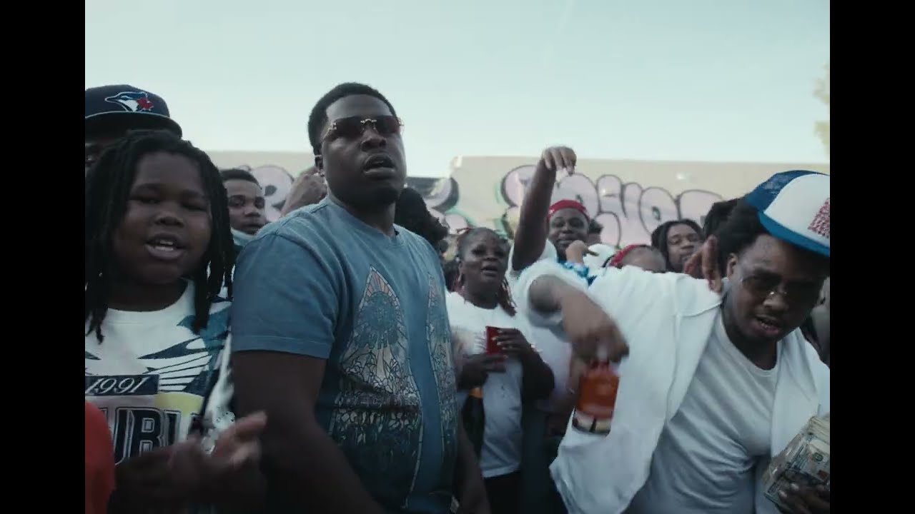 fatt-smaxk-butta-b-official-music-video-dir-by-kharkee