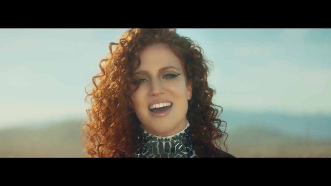 jess-glynne-hold-my-hand-official-video