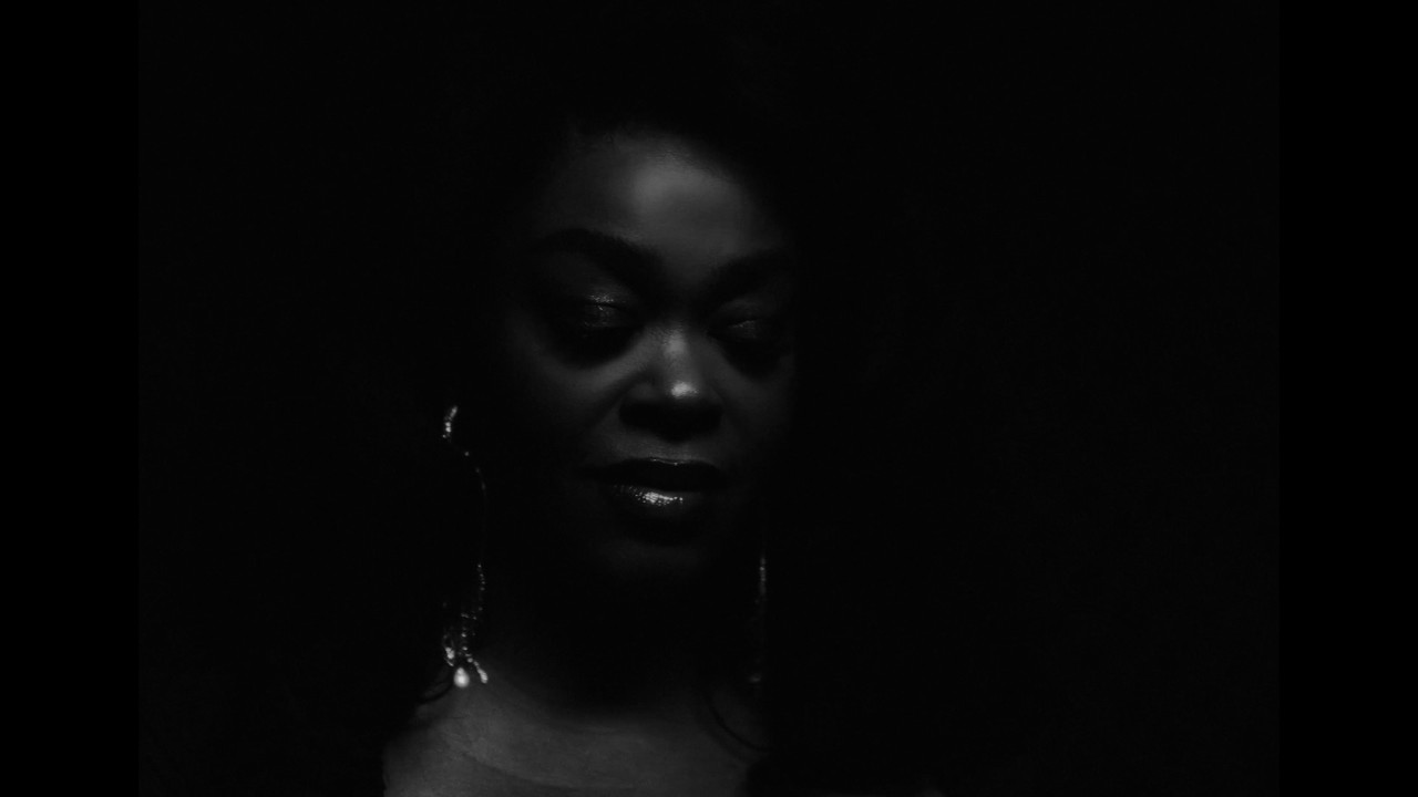 jill-scott-pressha-official-video