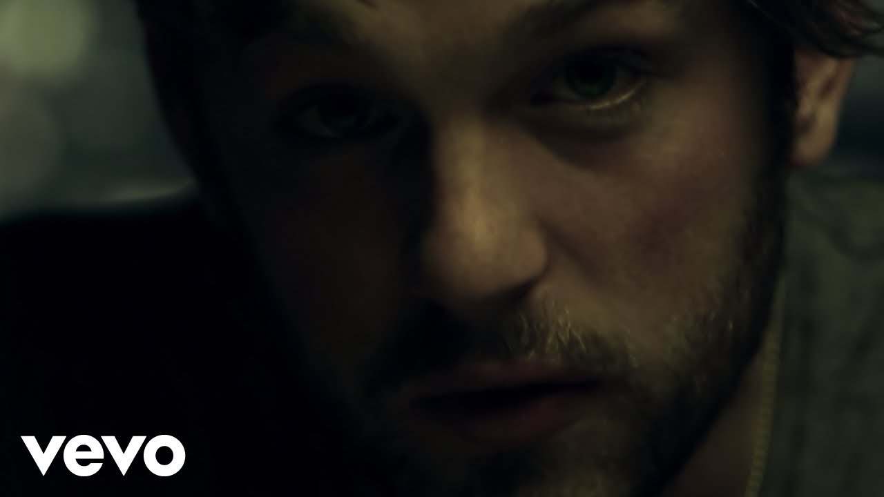 kings-of-leon-use-somebody-official-video