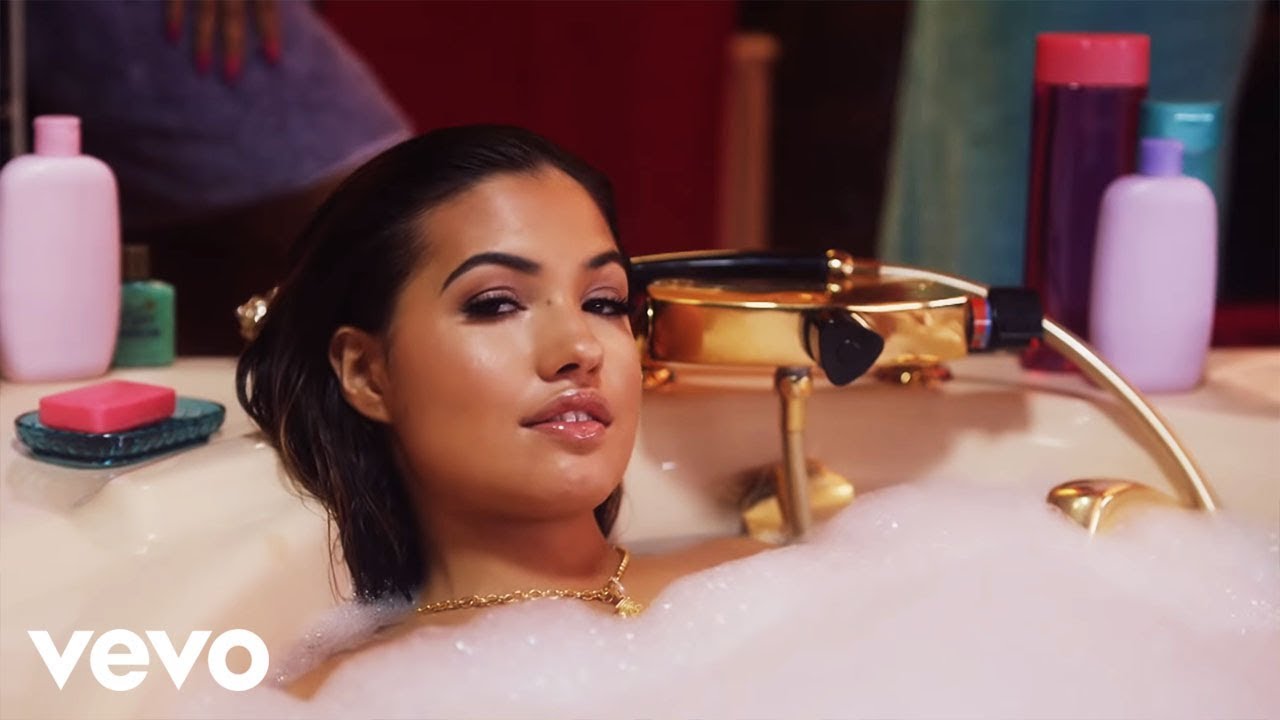 mabel-don-t-call-me-up-official-video-1