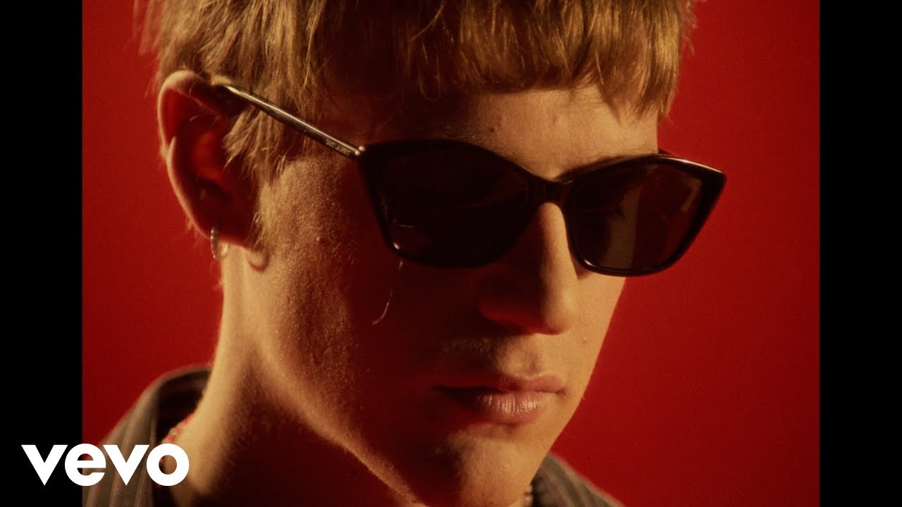 malcolm-todd-i-saw-your-face-official-video