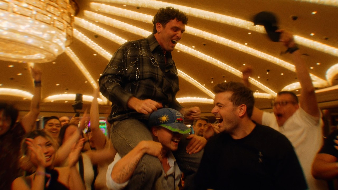martin-garrix-lauv-mad-official-video