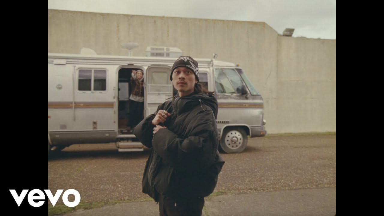 nothing-but-thieves-overcome-official-video