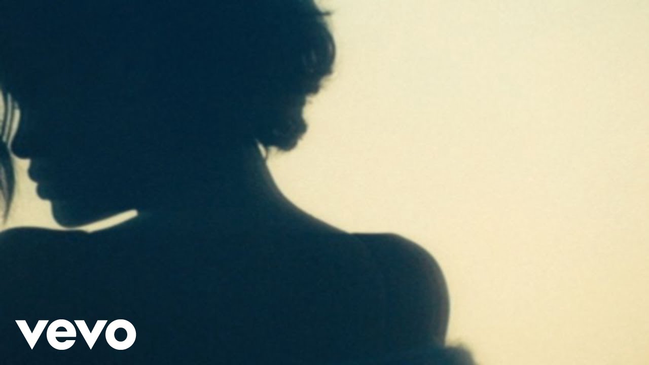 rihanna-diamonds