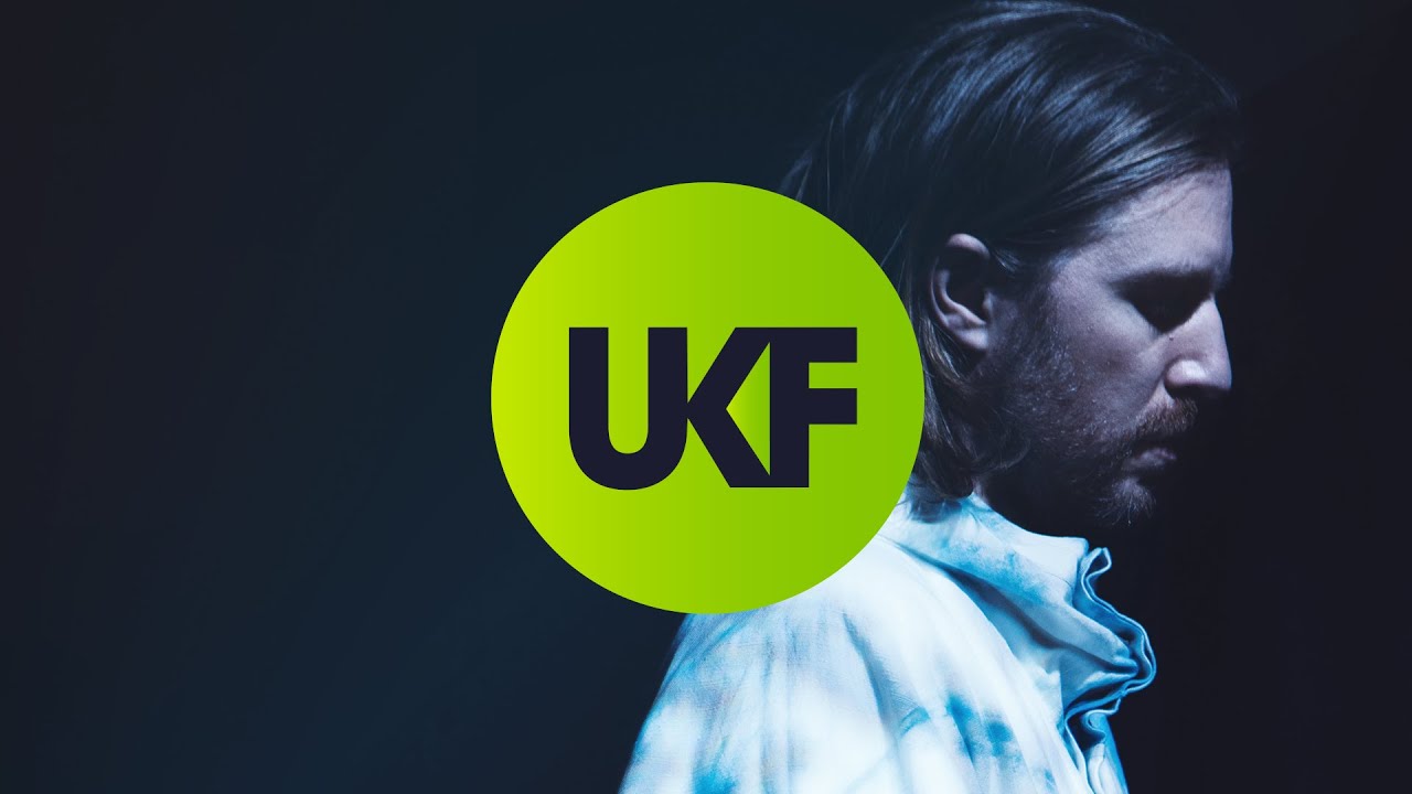 Sub Focus – Calling For A Sign (ft. Kelli-Leigh)