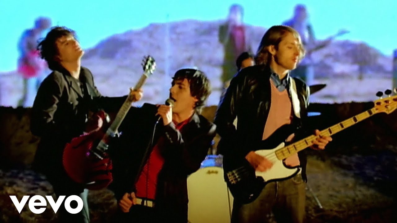 the-killers-somebody-told-me-official-music-video