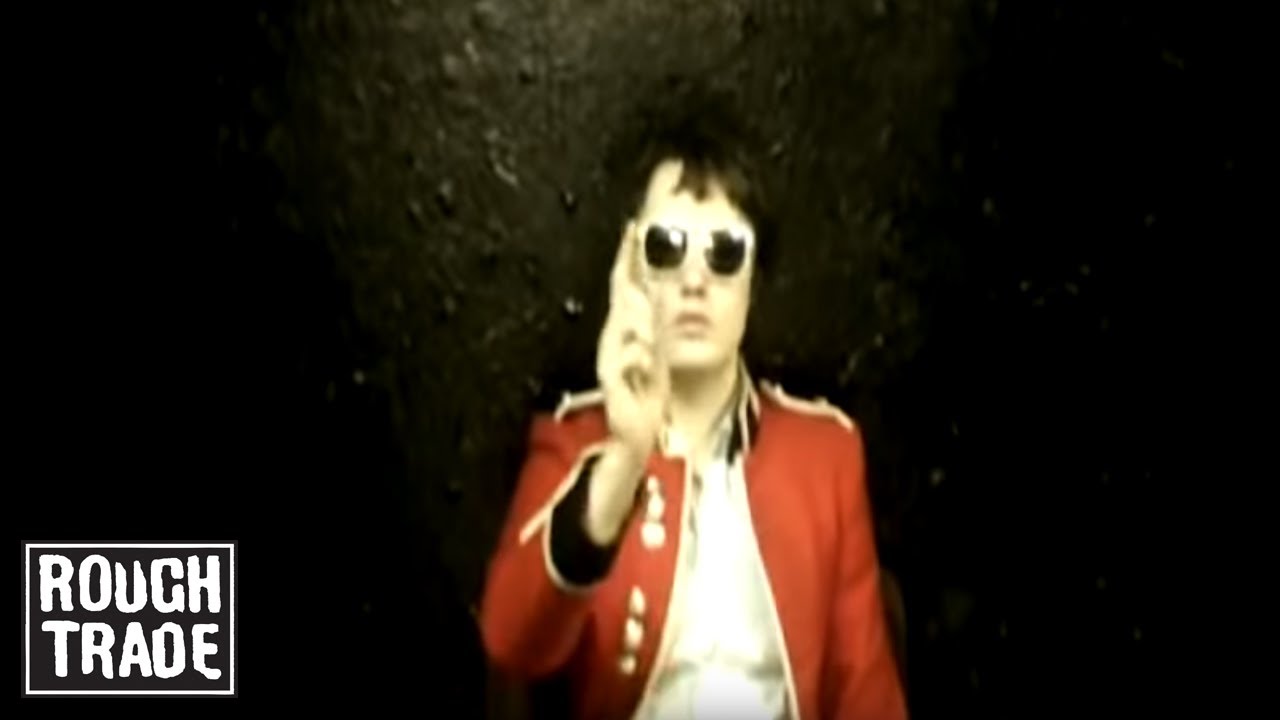 the-libertines-don-t-look-back-into-the-sun-official-video