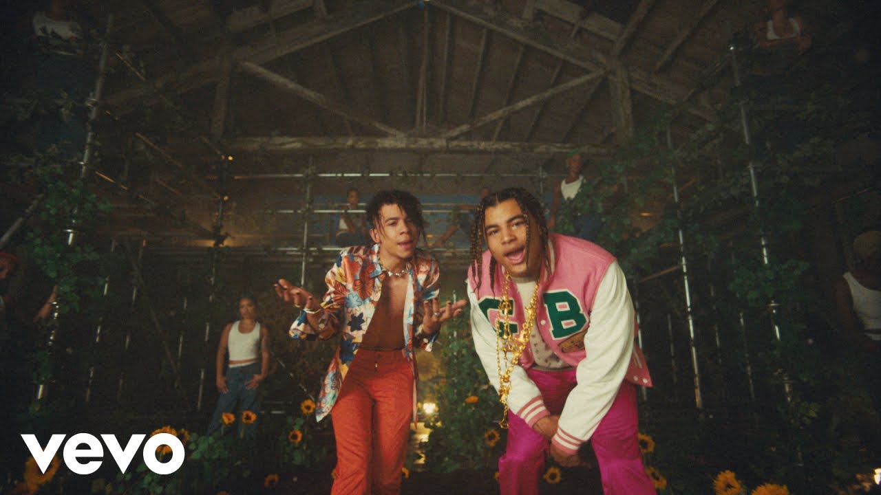 24kGoldn – Mood ft. iann dior