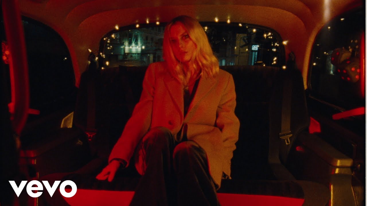 wolf-alice-delicious-things-official-video