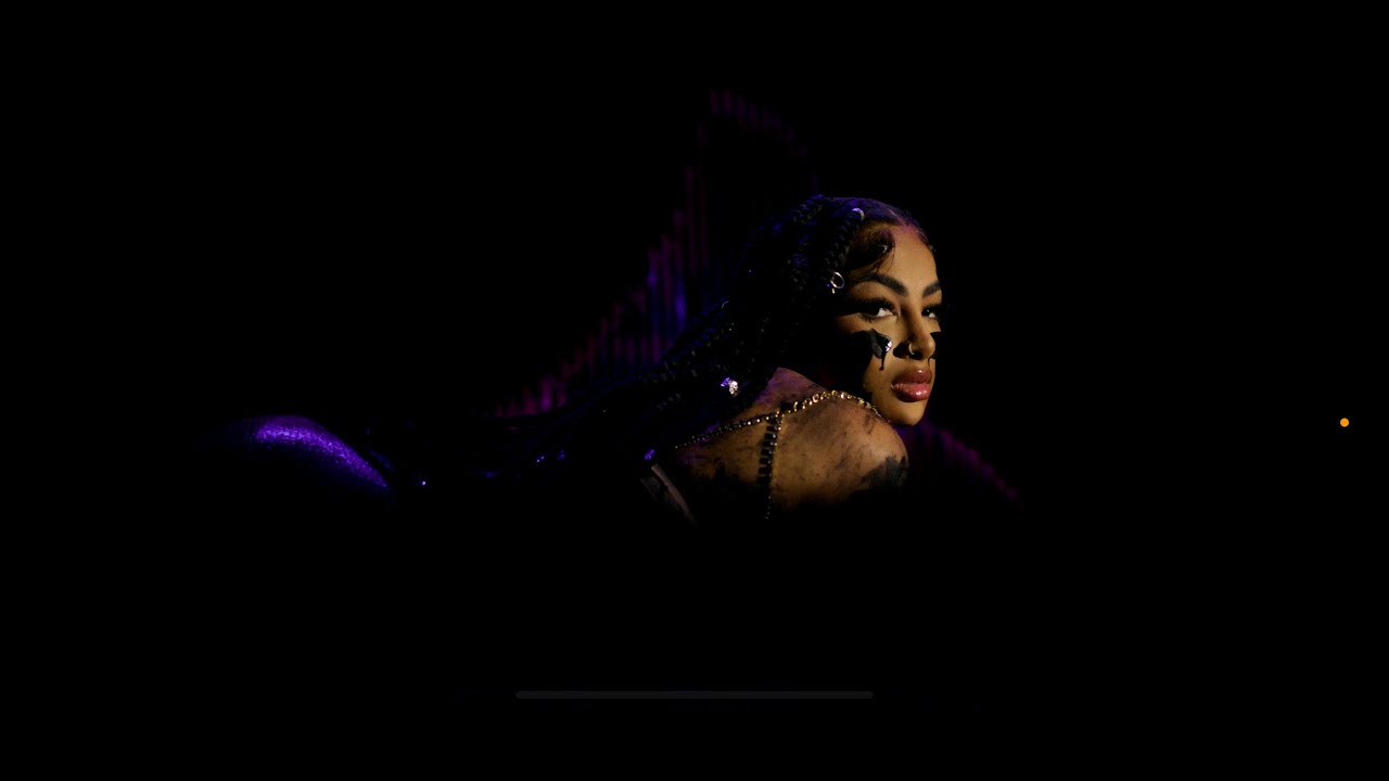yailin-la-mas-viral-feefafo-ft-ben-el-6ix9ine-official-video